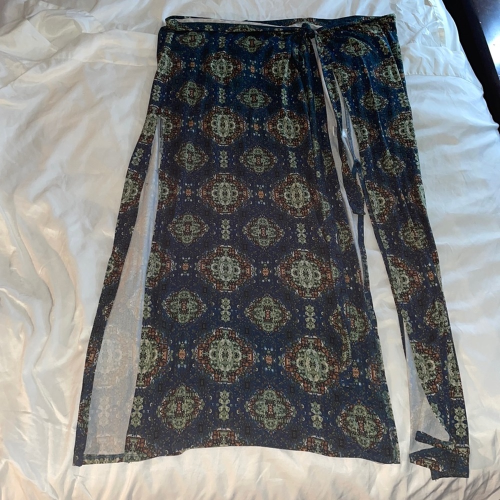 Ankle length, tie up skirt